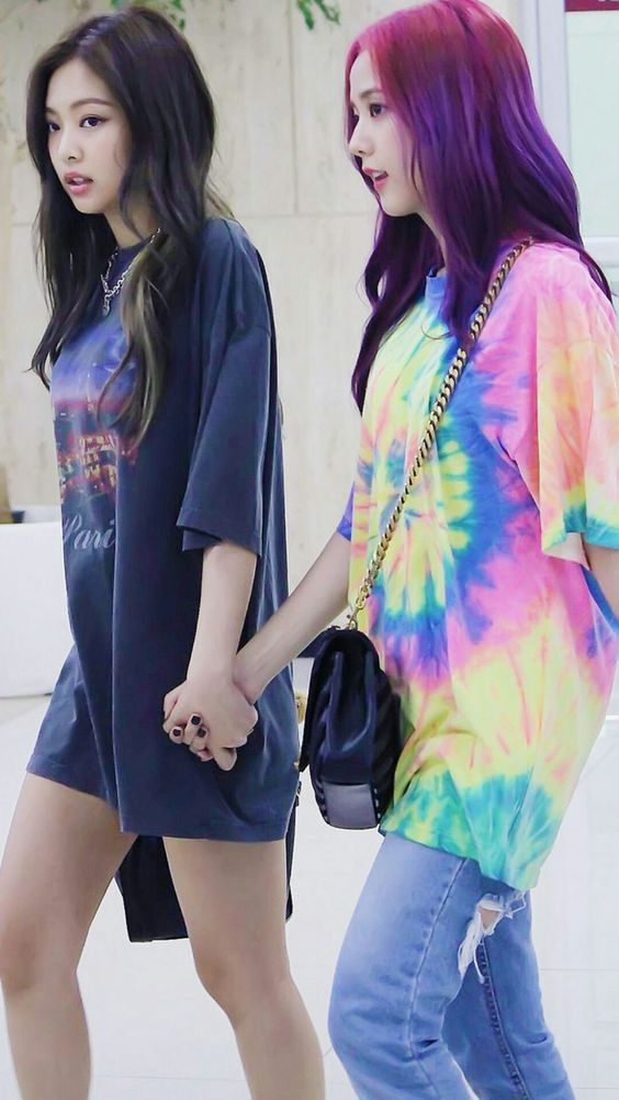 Có ai ship cặp này khom? JENSOO đó :))