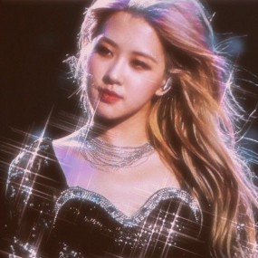 ROSÉ AESTHETIC EDIT