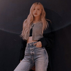 ROSÉ AESTHETIC EDIT