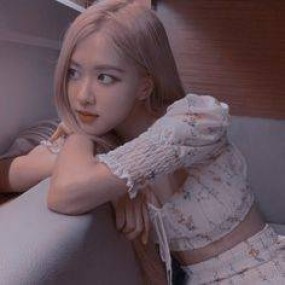 Ai fan Blackpink cho mik điểm danh cái nèo?