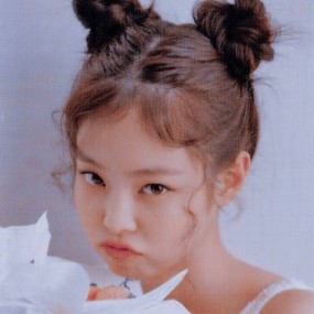 Jennie cute!!!!