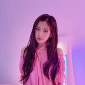 JISOO - JENNIE - ROSÉ - LISA