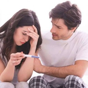 What are Common Signs of Infertility in Men and Women?