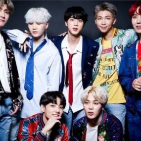 Cộng đồng A.R.M.Y ơi BTS sẽ đi ngập ngũ cùng nhau kìa