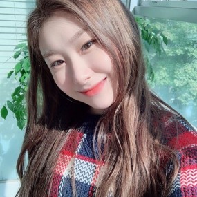 chaeryeong và những thành viên nhóm itzy