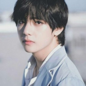 My bias #Kim Taehyung