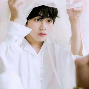 Khi Kim Taehyung mặc áo sơ mi trắng và cái kết..........