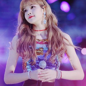 Lisa cute