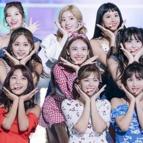 Ai xinh hơn nhỉTwice hửm hay Momoland đây ta